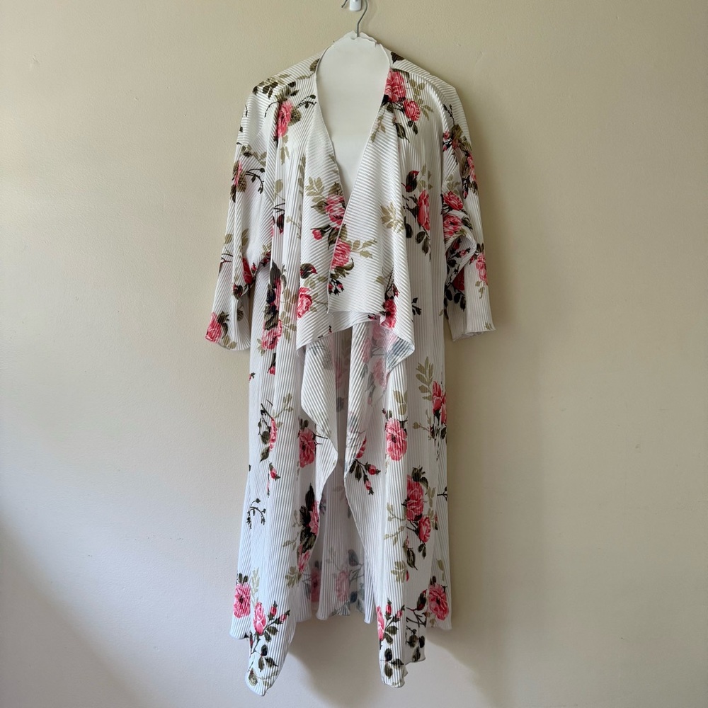LuLaRoe Rose Robe Cover-up